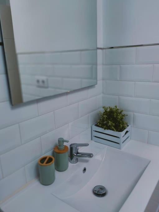 Apartamento Acerota, Con Parking Gratuito กอร์โดบา ภายนอก รูปภาพ